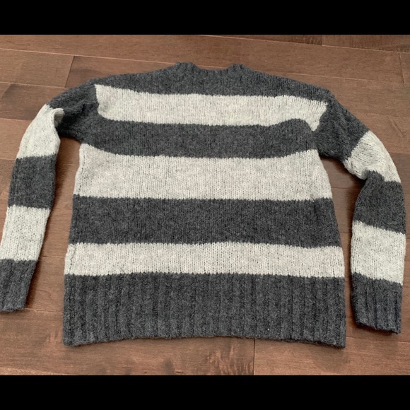 AE Slouchy Crew Neck Sweater - Picture 3 of 3